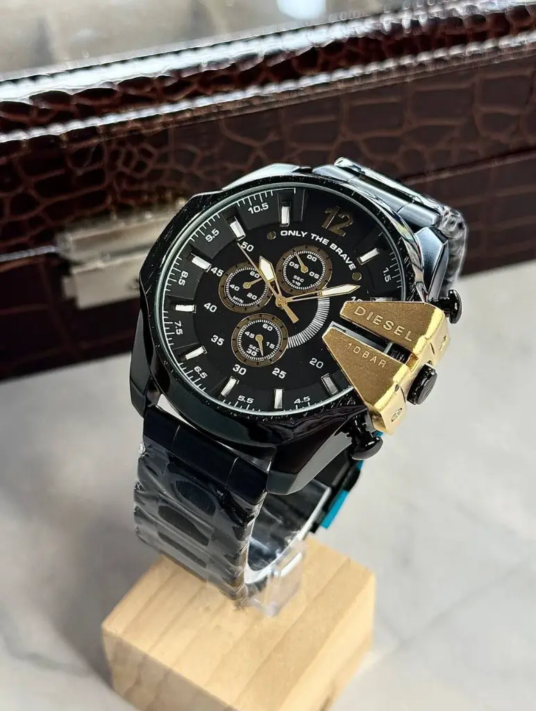 dissel watch555.webp