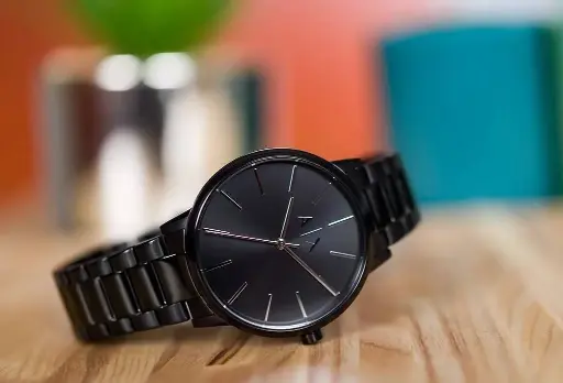 [600036] Emporio Armani is a functional and special Gents watch