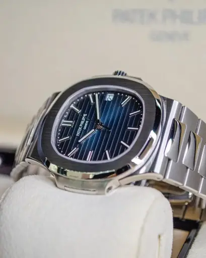Patek Philippe 
Nautilus 5711 Blue 
For Men